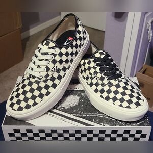 Vans Premium Skate Authentic "Checkerboard Marshmallow" New In Box! Mens 10